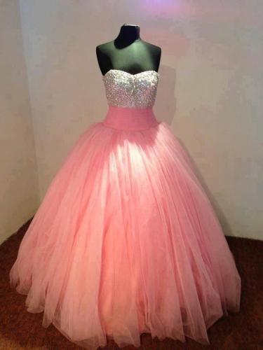 Feel like a Disney Princess in Gorgeous Pink Prom Dresses