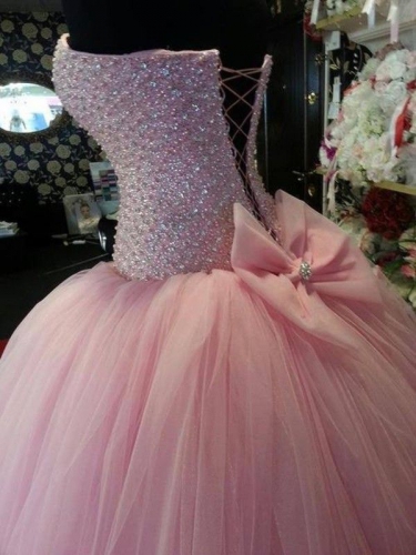 Feel like a Disney Princess in Gorgeous Pink Prom Dresses